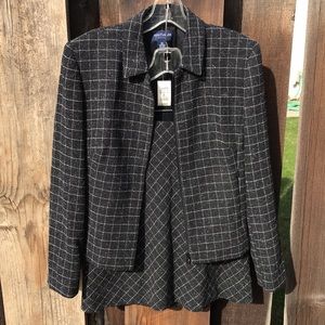Ann Taylor Petites Suit